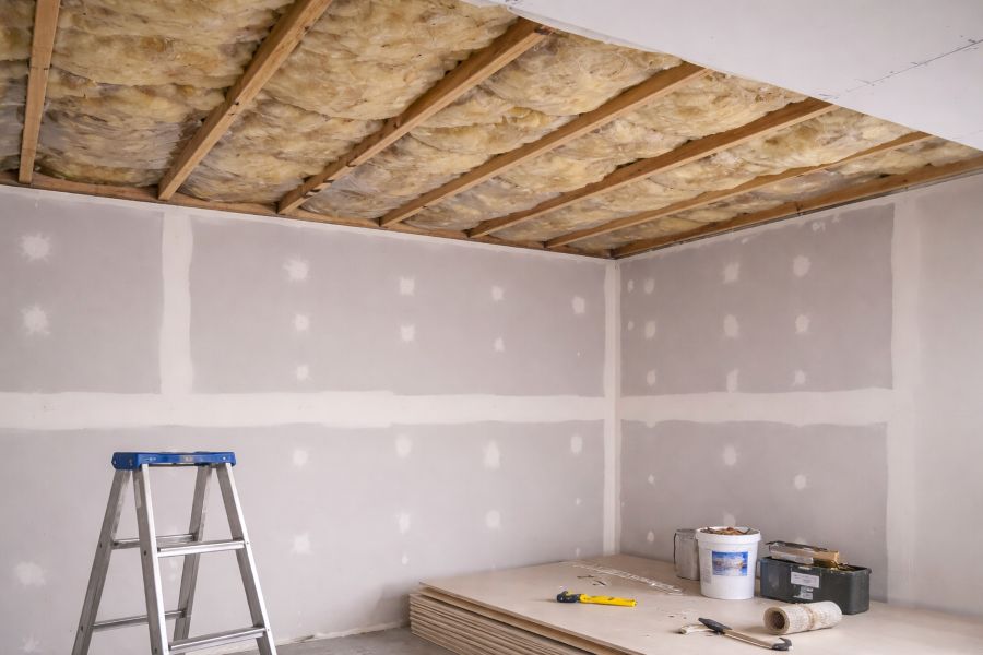 pose de faux-plafond placoplâtre